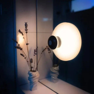 Rechargeable Light Fixture, Versatile Suction Cup Design