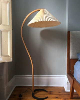 Modern Floor Lamp, Stylish Design