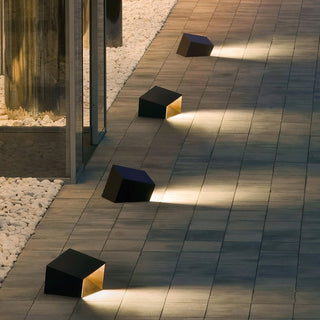 Illuminated Cube Outdoor Light, Solar-Powered