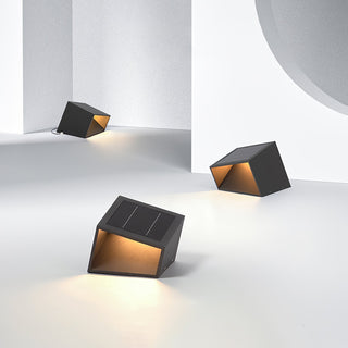 Illuminated Cube Outdoor Light, Solar-Powered