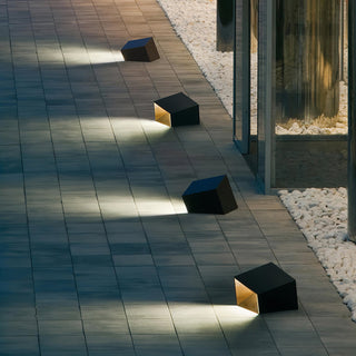 Illuminated Cube Outdoor Light, Solar-Powered