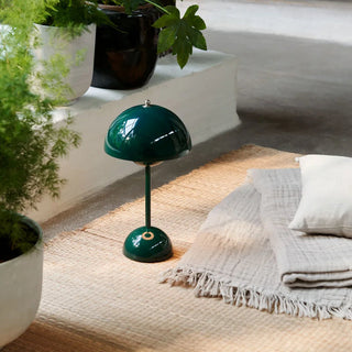 LED Table Lamp Wireless & Dimmable