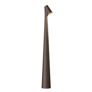 Compact portable lamp, versatile design