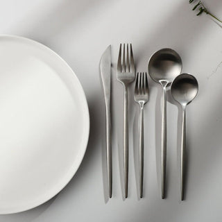 MINIMALIST CUTLERY SET | ELEGANT DESIGN