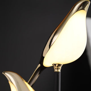 Versatile LED table lamp, adjustable brightness