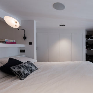 Sleek Wall Sconce, Modern Design