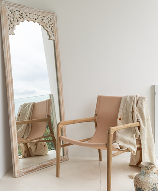Washed white Morocco Stand Mirror